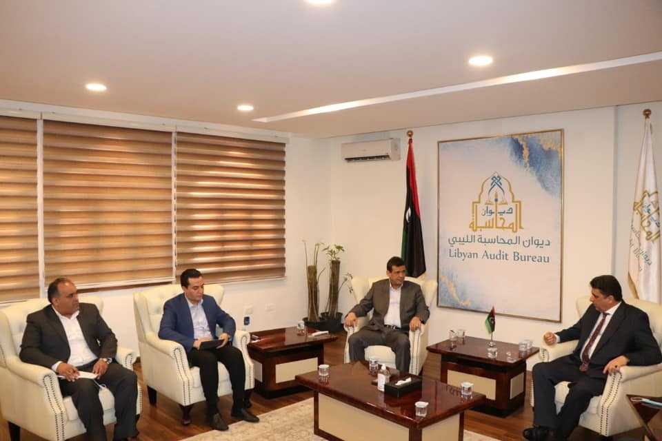 الحكومة وديوان المحاسبة