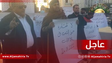 عاجل| احتجاجات في طرابلس تطالب المجتمع الدولي بكف يده عن ليبيا