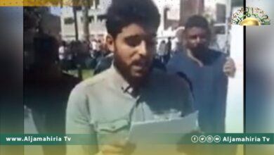 واصفين الدبيبة بالكاذب.. شباب يتظاهرون أمام رئاسة الوزراء للمطالبة بصرف منحة الزواج الثالثة