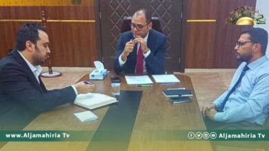 وزير الصحة بالمرتقبة يناقش أوضاع ضعاف السمع لإجراء عمليات زراعة القوقعة