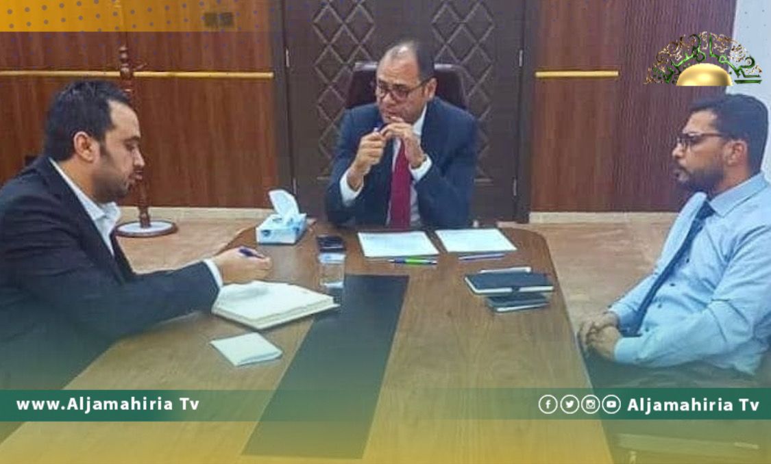 وزير الصحة بالمرتقبة يناقش أوضاع ضعاف السمع لإجراء عمليات زراعة القوقعة