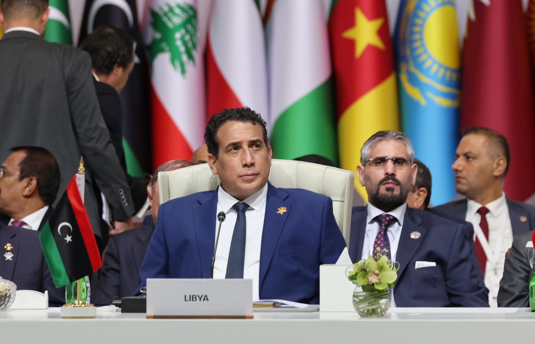 المنفي من القمة العربية بالدوحة