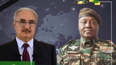 أفريكا أنتيلجنس: تدهور العلاقات بين حفتر والمجلس العسكري بالنيجر بسبب "مهدون وممر سلفادور" بالجنوب